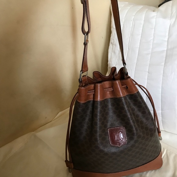 **SOLD** Céline Vintage Macadam Bucket Bag - Picture 2 of 8